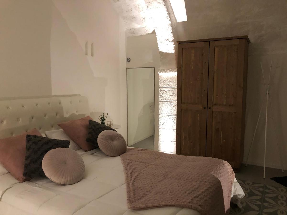 Nenetta Rooms & Suites 莫诺波利 外观 照片